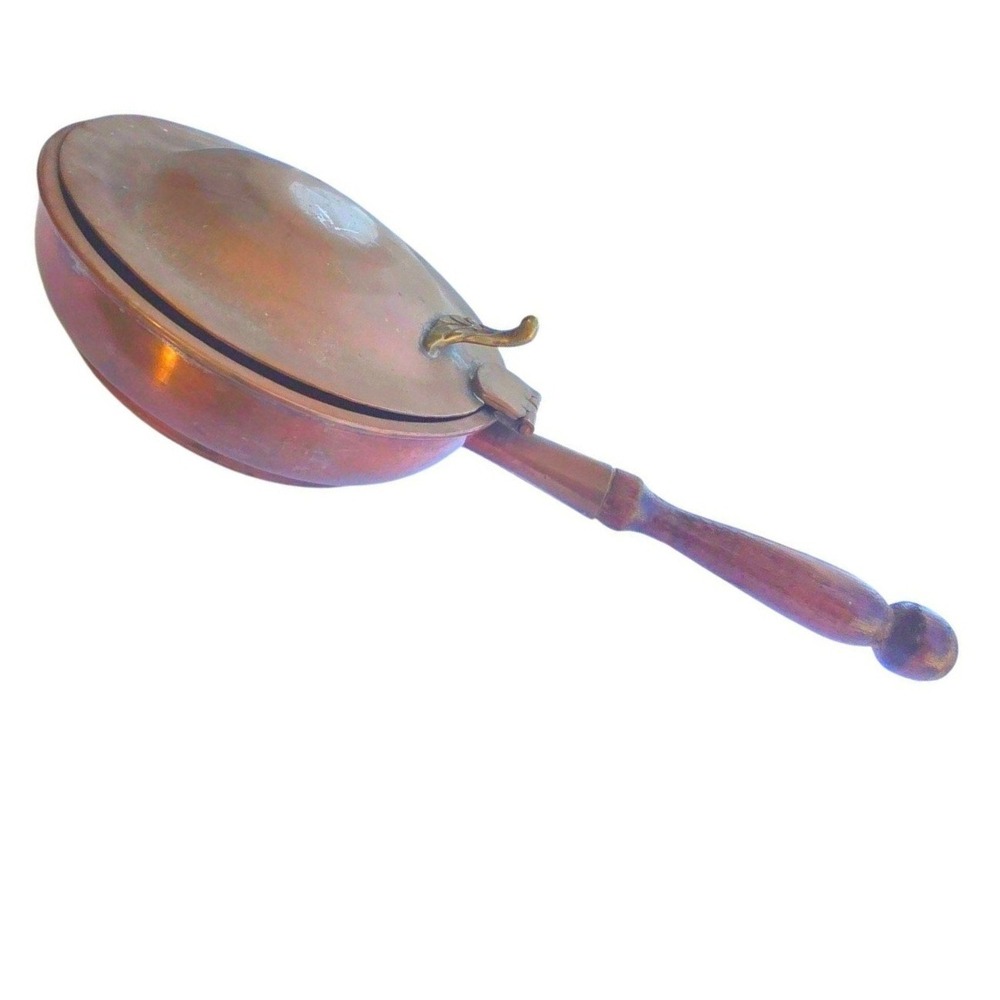 Antique Copper Bed Warmer Silent Butler Hinged Lid Turned Wood Handle 11.5 Inch